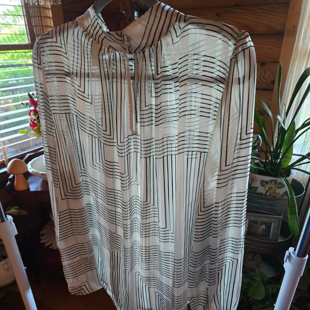 BLOUSE - Picture 3 of 5